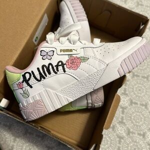Puma white - prism pink- black - like new - Size 11C